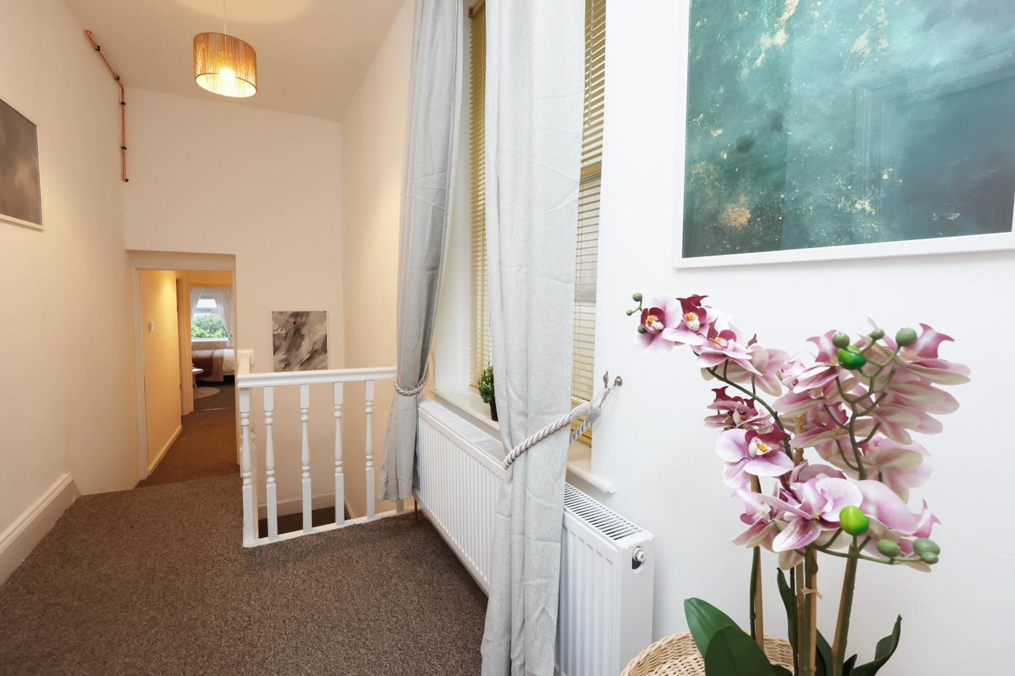 Cardiff City Guesthouse, Central Rooms, Fast Wi-Fi, On-Street Parking Kültér fotó