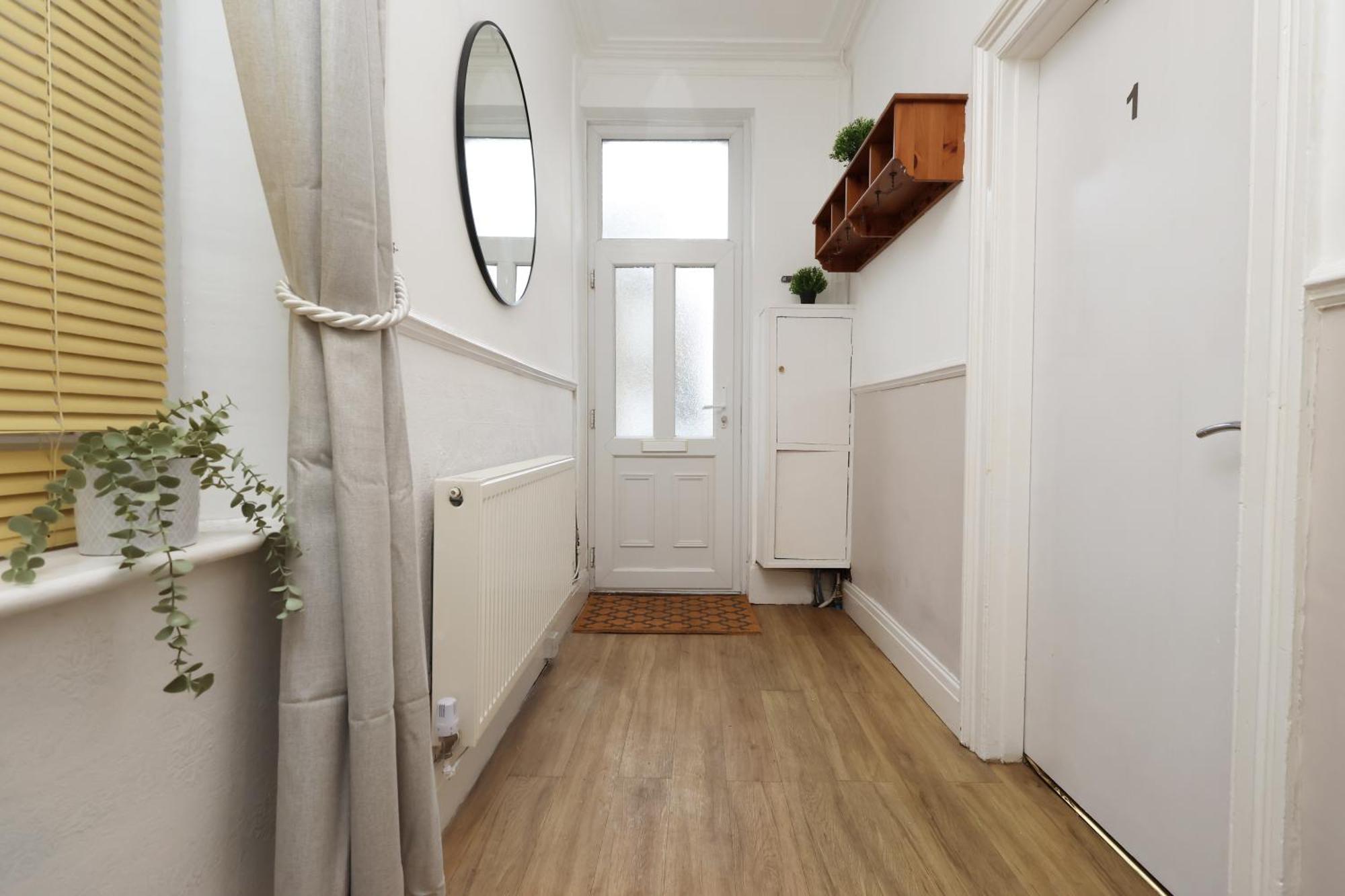 Cardiff City Guesthouse, Central Rooms, Fast Wi-Fi, On-Street Parking Kültér fotó